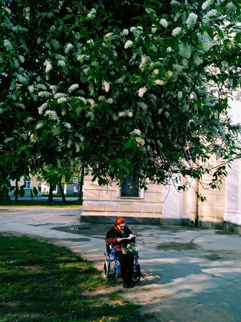 When a Parent Doesn't Want to Move elderly woman wheelchair tour